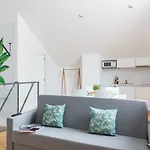 Botica 4* Espinho (Aveiro)