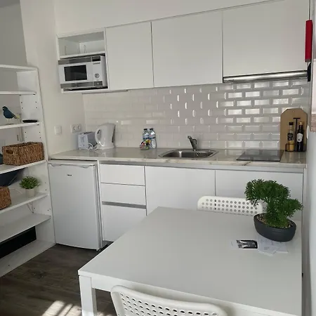 Konukevi Botica 4*