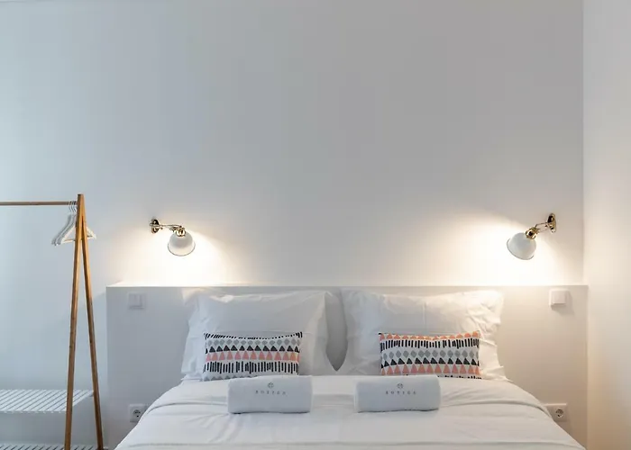 Botica 4* Espinho (Aveiro)