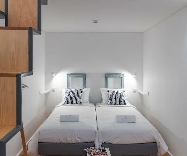 Botica 4* Espinho (Aveiro)